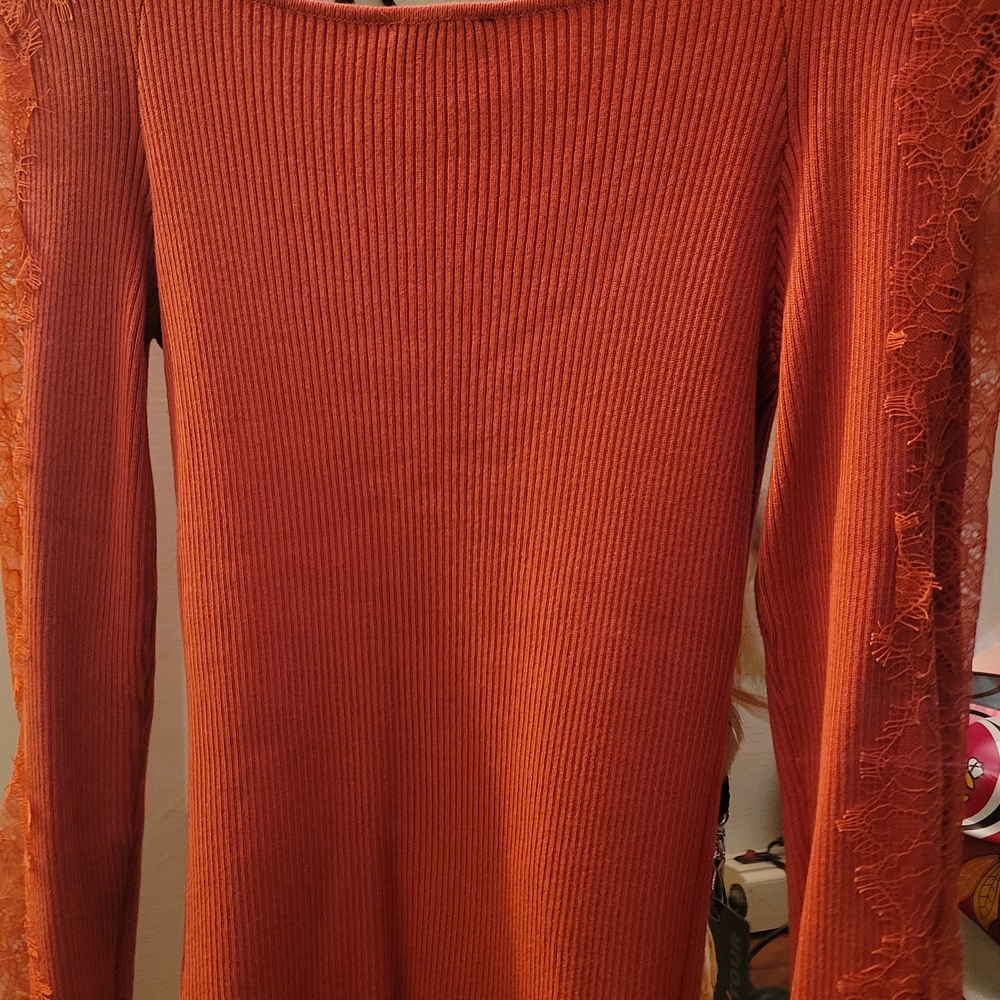 VENUS Burnt Orange Ribbed Top - Picture 5 of 5
